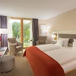 Dorint Thermenhotel فندق 4*