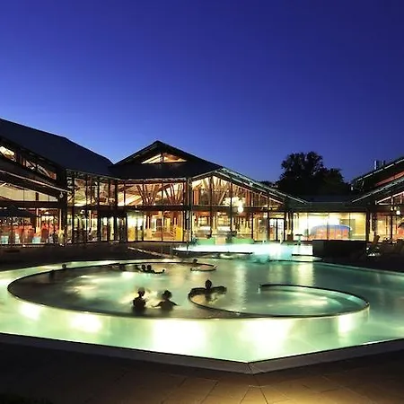 Otel Dorint Thermenhotel 4*