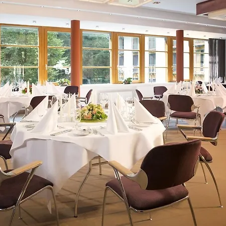 מלון Dorint Thermenhotel 4*