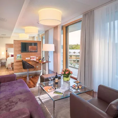 ホテル Dorint Thermenhotel