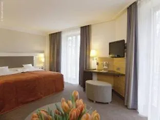 Dorint Thermenhotel מלון פרייבורג