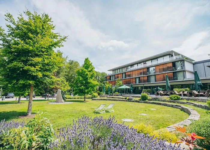 Dorint Thermenhotel Hotell 4*