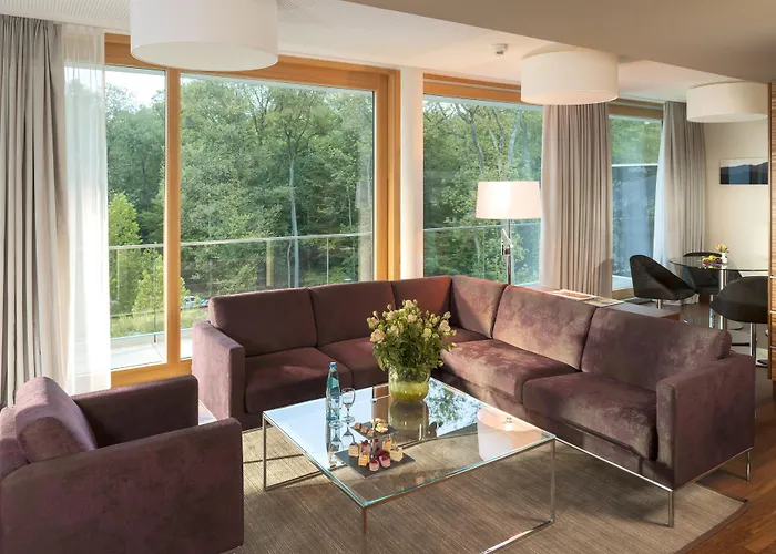 Hotell Dorint Thermenhotel 4*